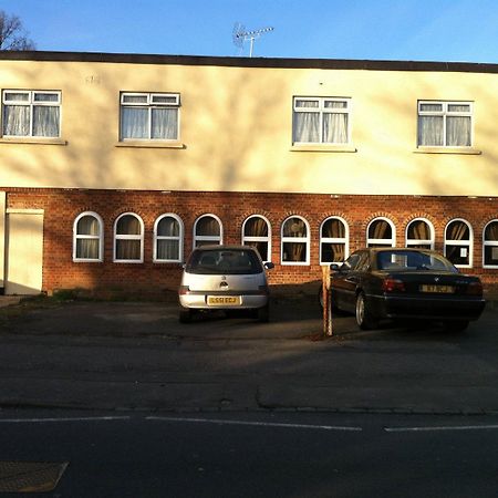 Hillingdon Lodge Ngoại thất bức ảnh