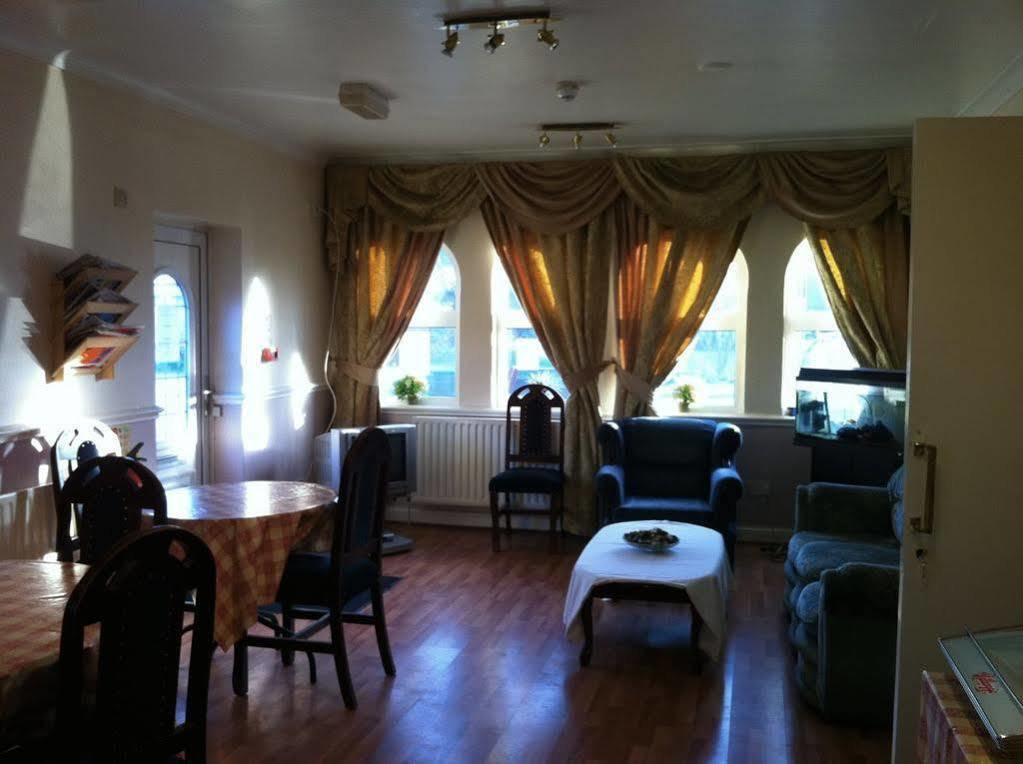 Hillingdon Lodge Ngoại thất bức ảnh